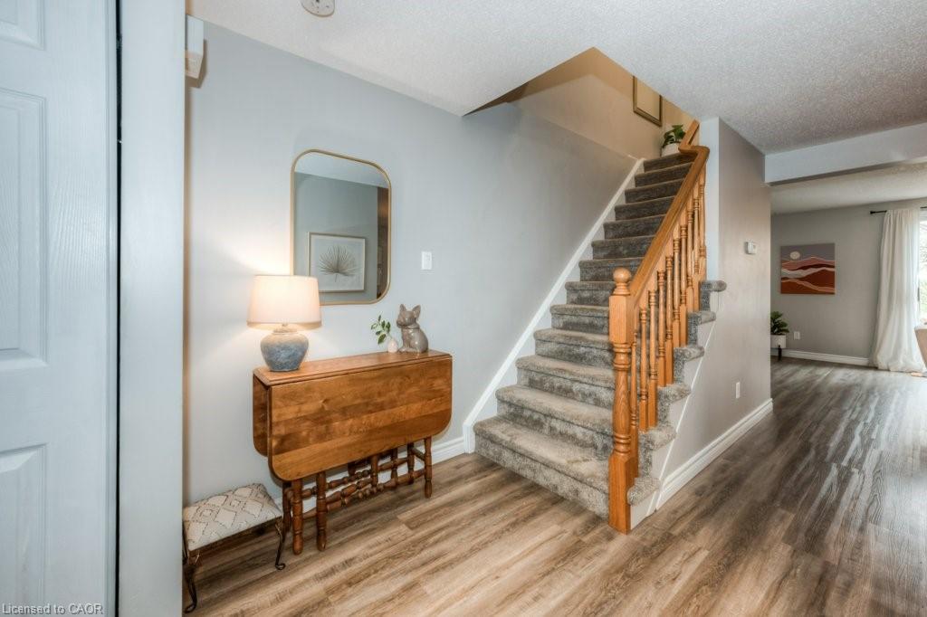 48 Wendy Crescent Property Photo 8