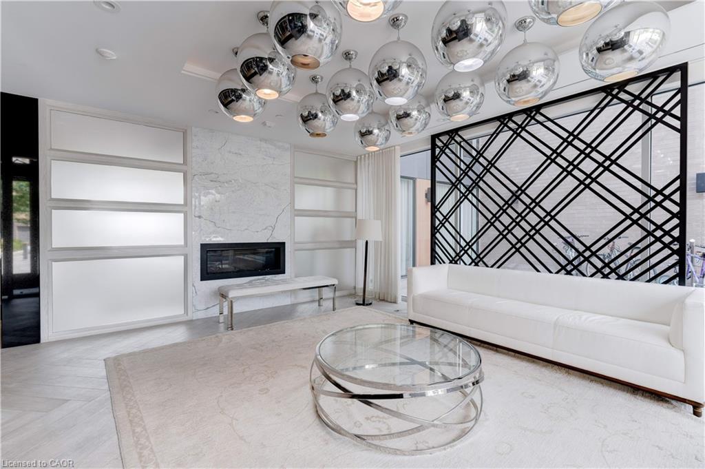 119-168 Sabina Drive Property Photo 4