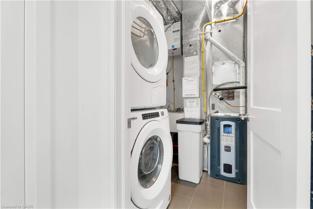 170 Benton Street S Property Photo 7