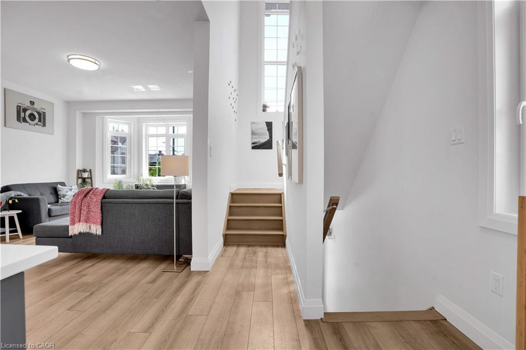 170 Benton Street S Property Photo 8