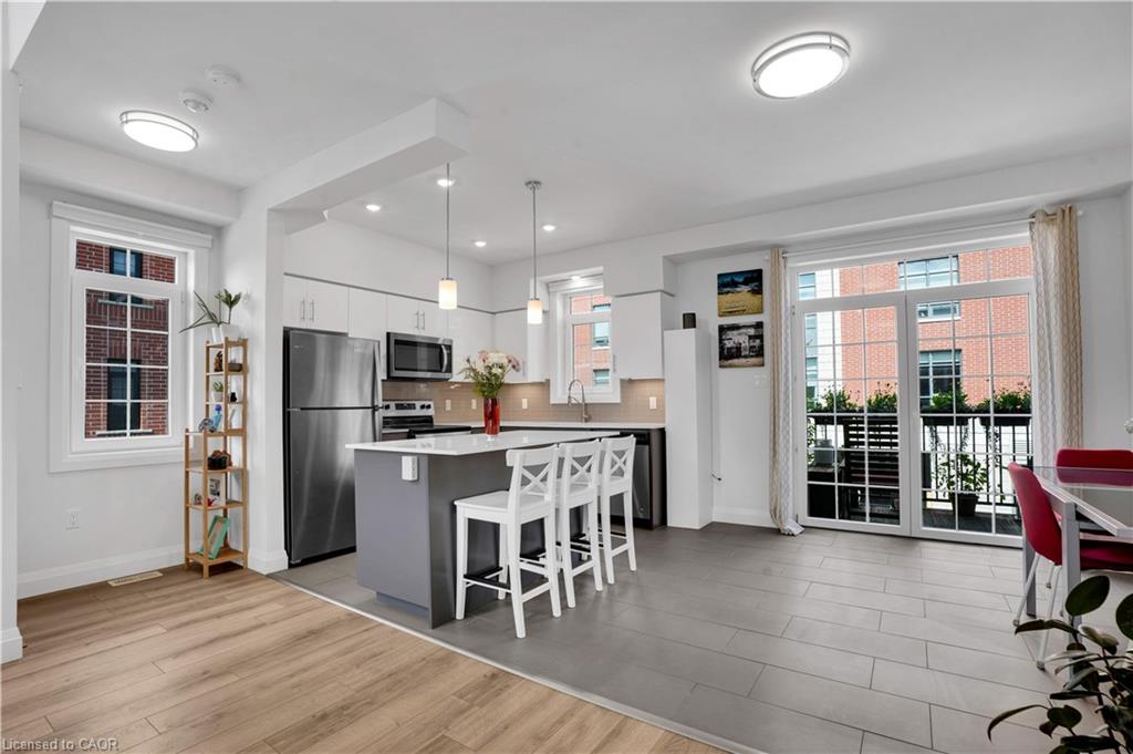 170 Benton Street S Property Photo 10