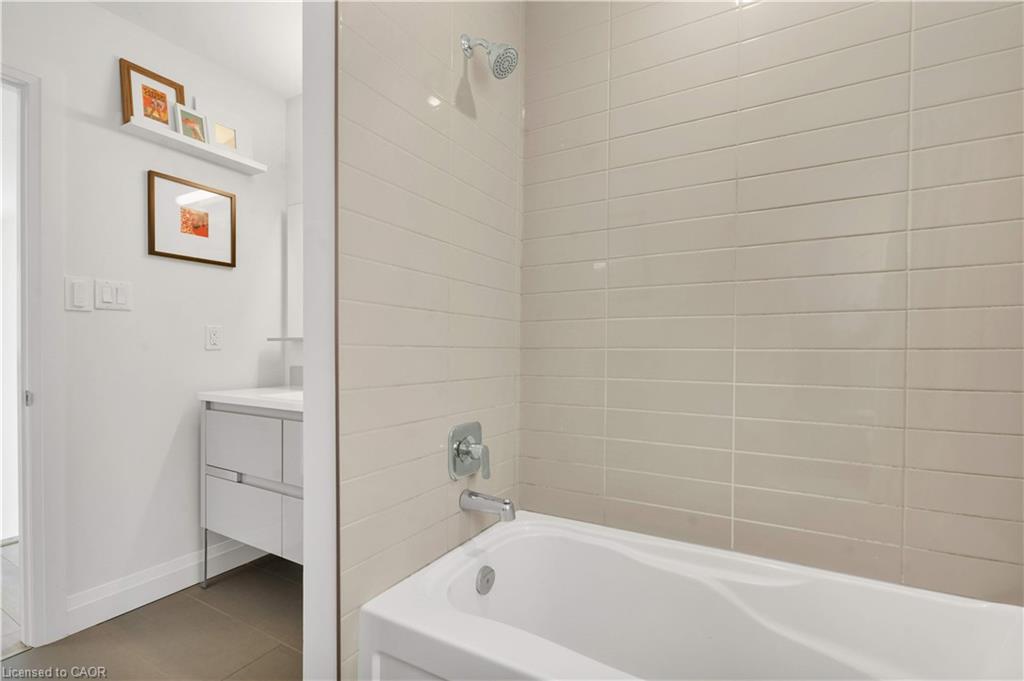 170 Benton Street S Property Photo 31