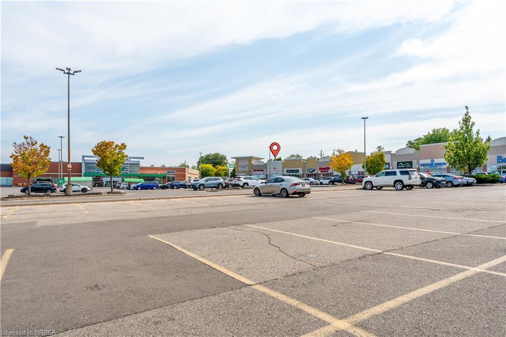 13-320 Colborne Street W Property Photo 23