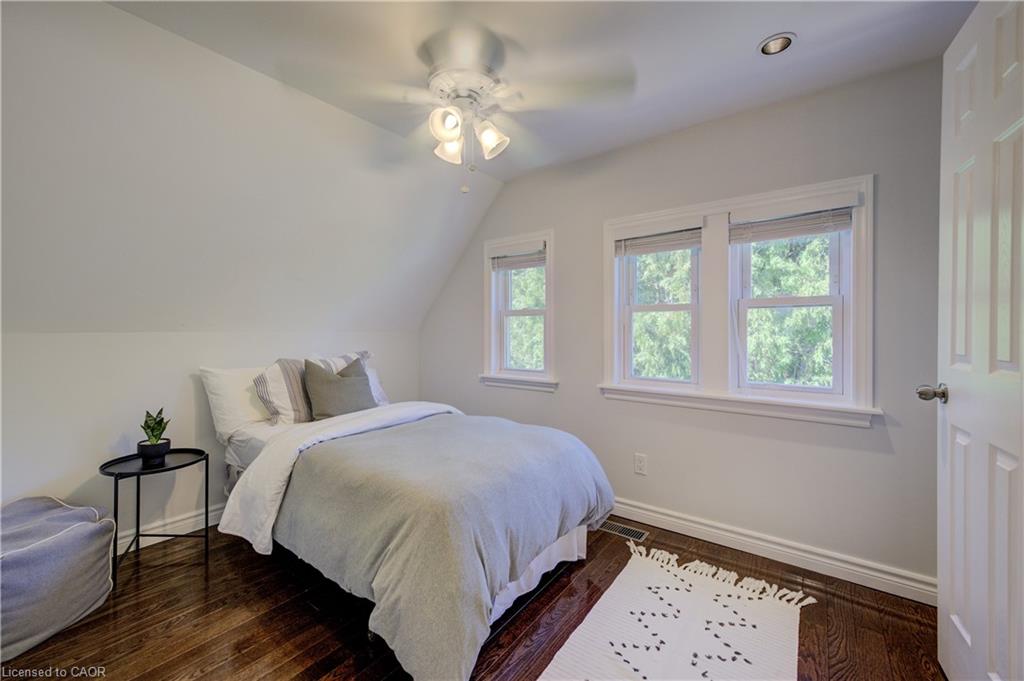 19 Dunbar Road N Property Photo 22