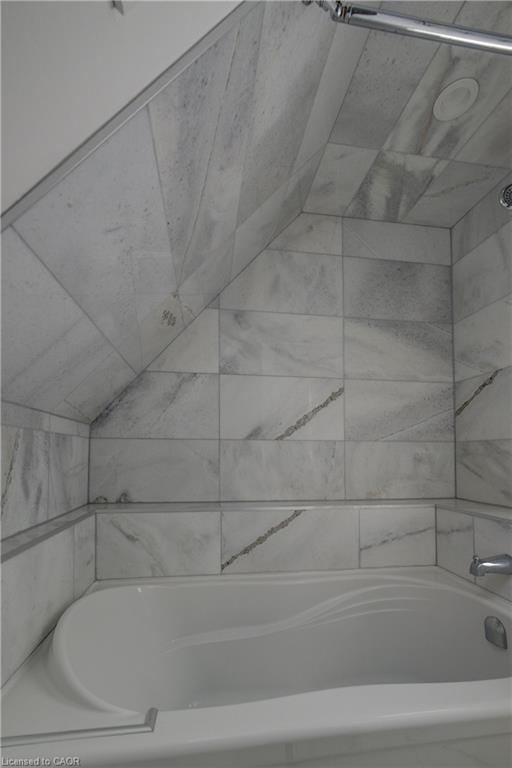 19 Dunbar Road N Property Photo 31