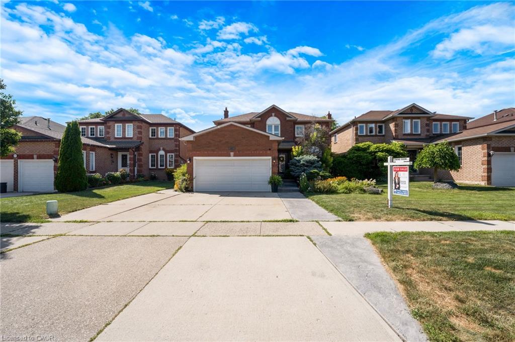 477 Burnett Avenue Property Photo 1