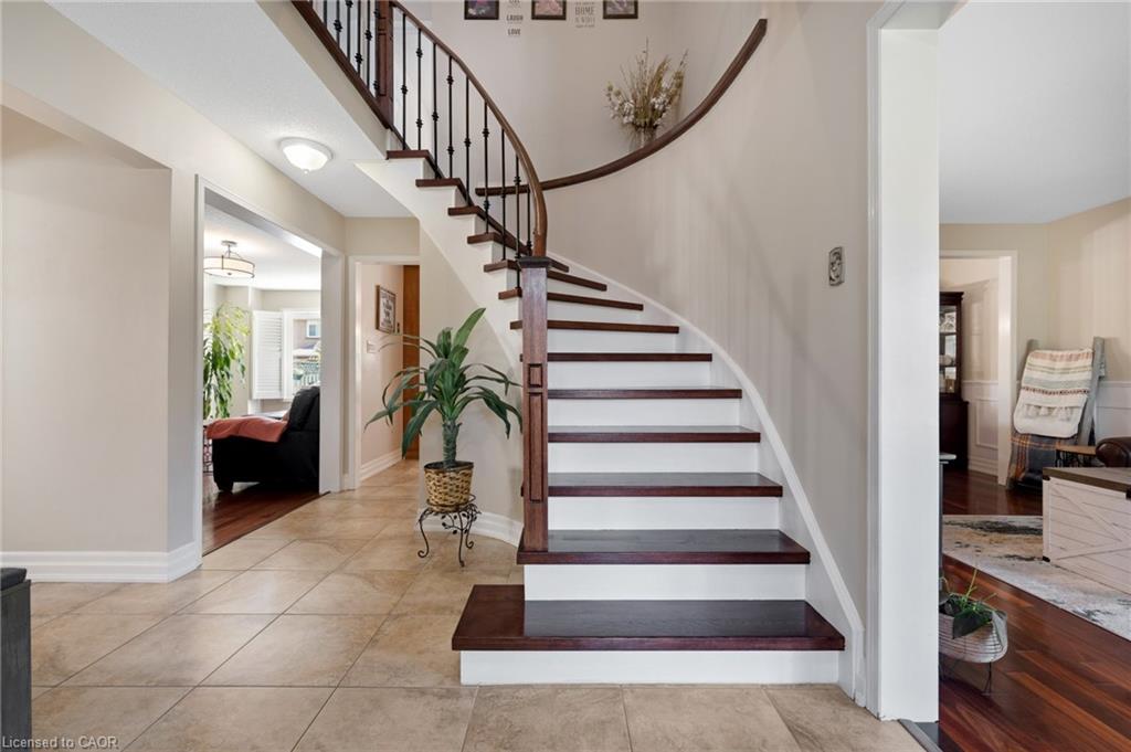 477 Burnett Avenue Property Photo 5