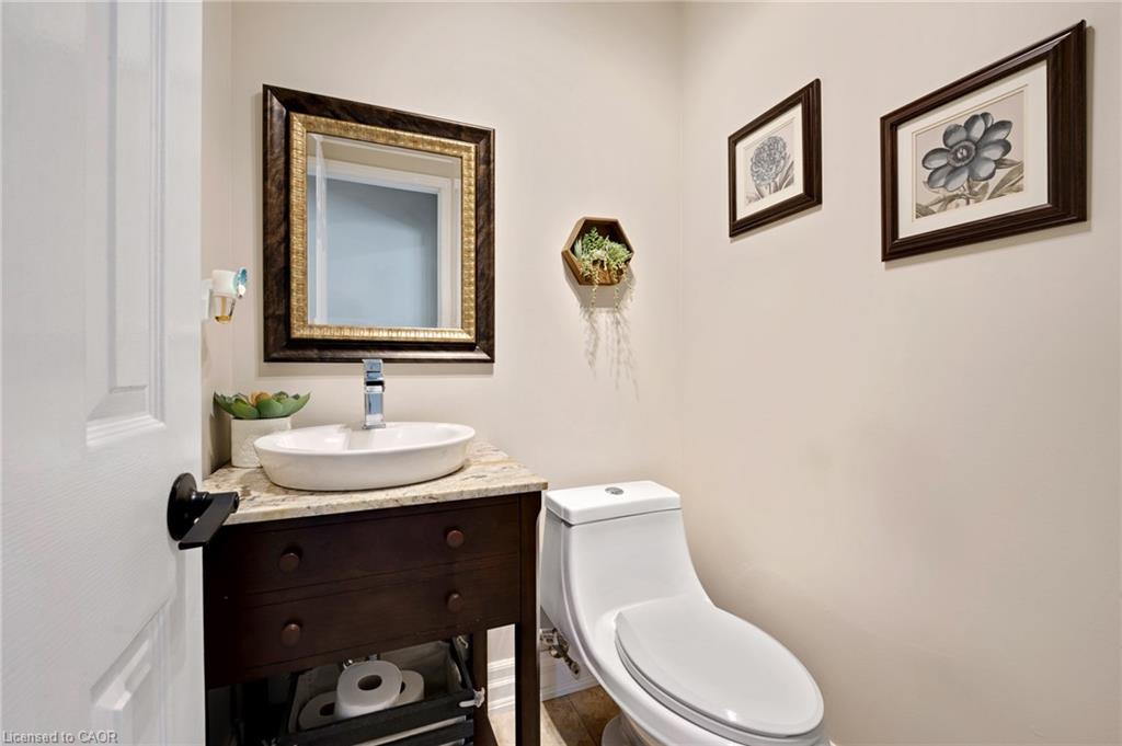 477 Burnett Avenue Property Photo 17