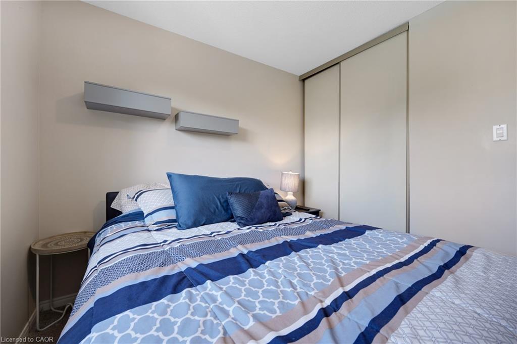 477 Burnett Avenue Property Photo 19