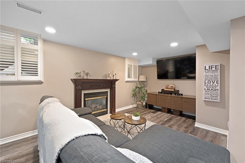 477 Burnett Avenue Property Photo 29