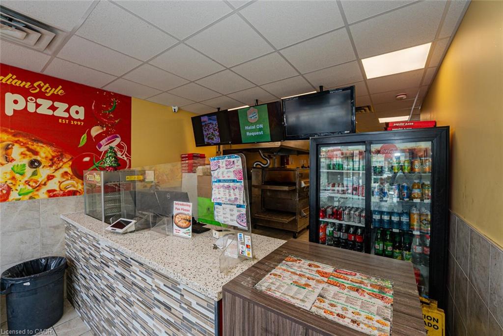 3062 Hurontario Street Property Photo 7