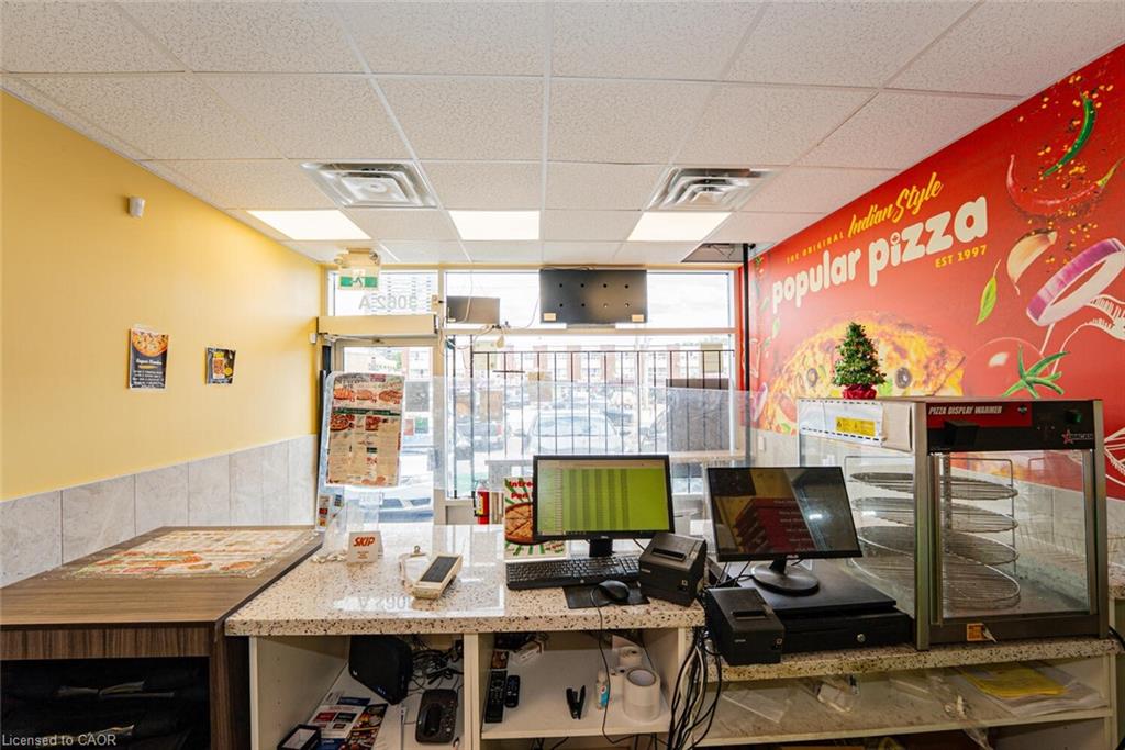 3062 Hurontario Street Property Photo 8