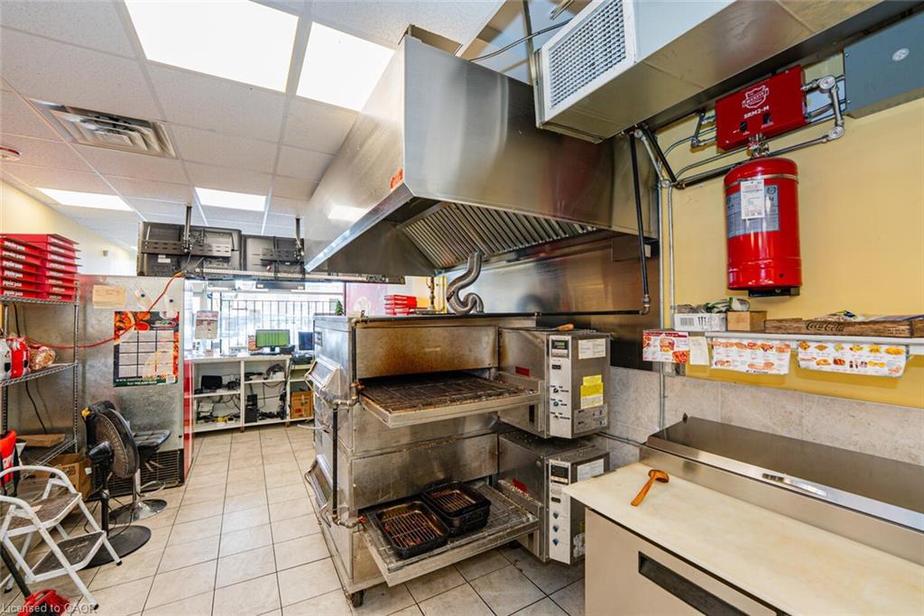 3062 Hurontario Street Property Photo 12