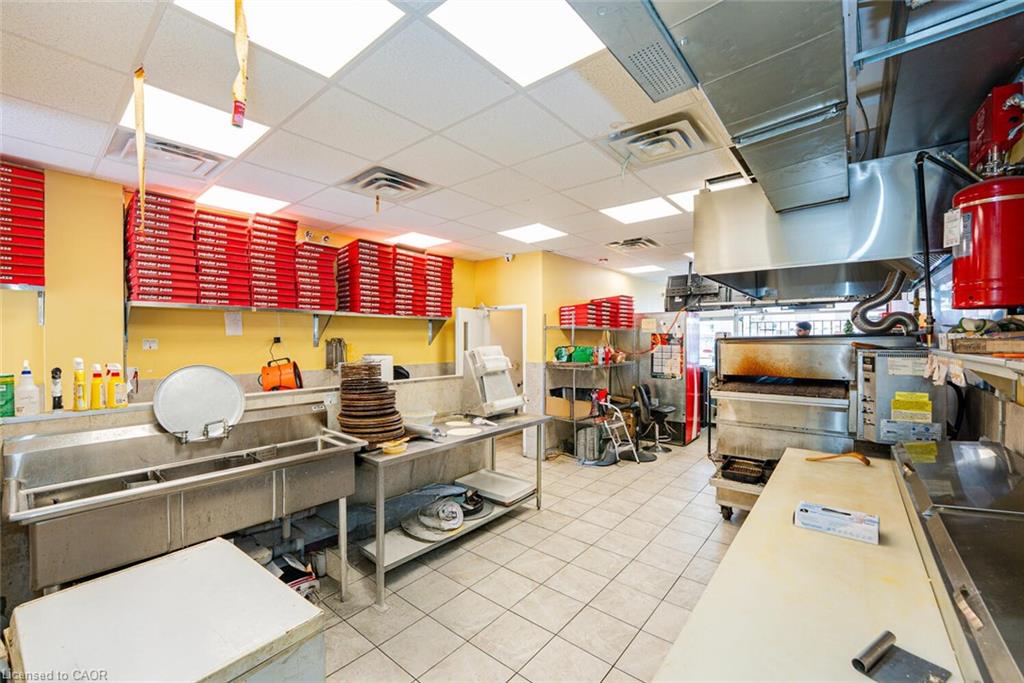 3062 Hurontario Street Property Photo 14