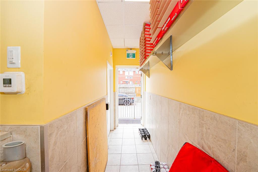 3062 Hurontario Street Property Photo 18