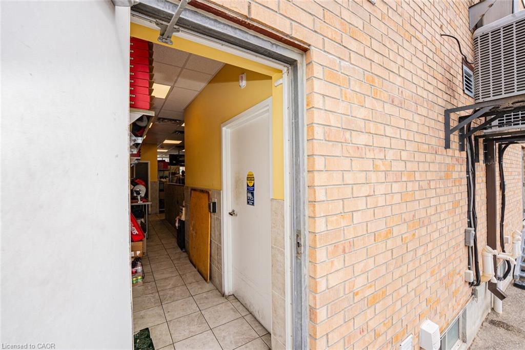 3062 Hurontario Street Property Photo 19