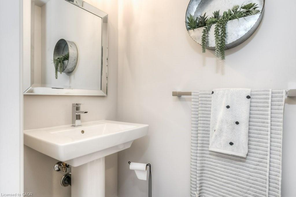 205 Applewood Street Property Photo 2