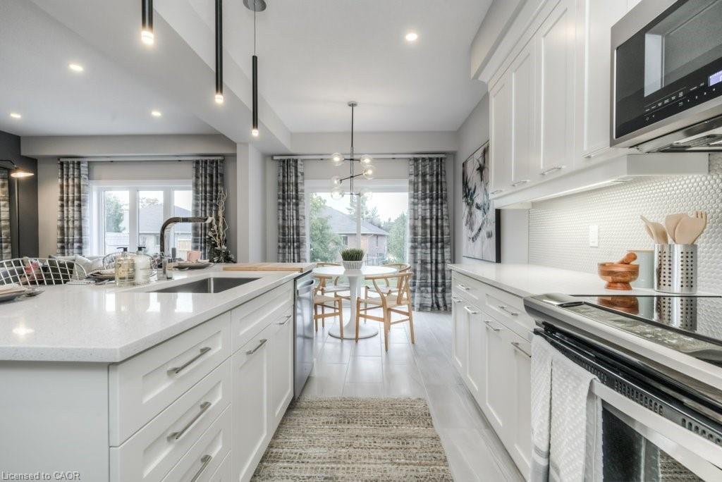 205 Applewood Street Property Photo 6