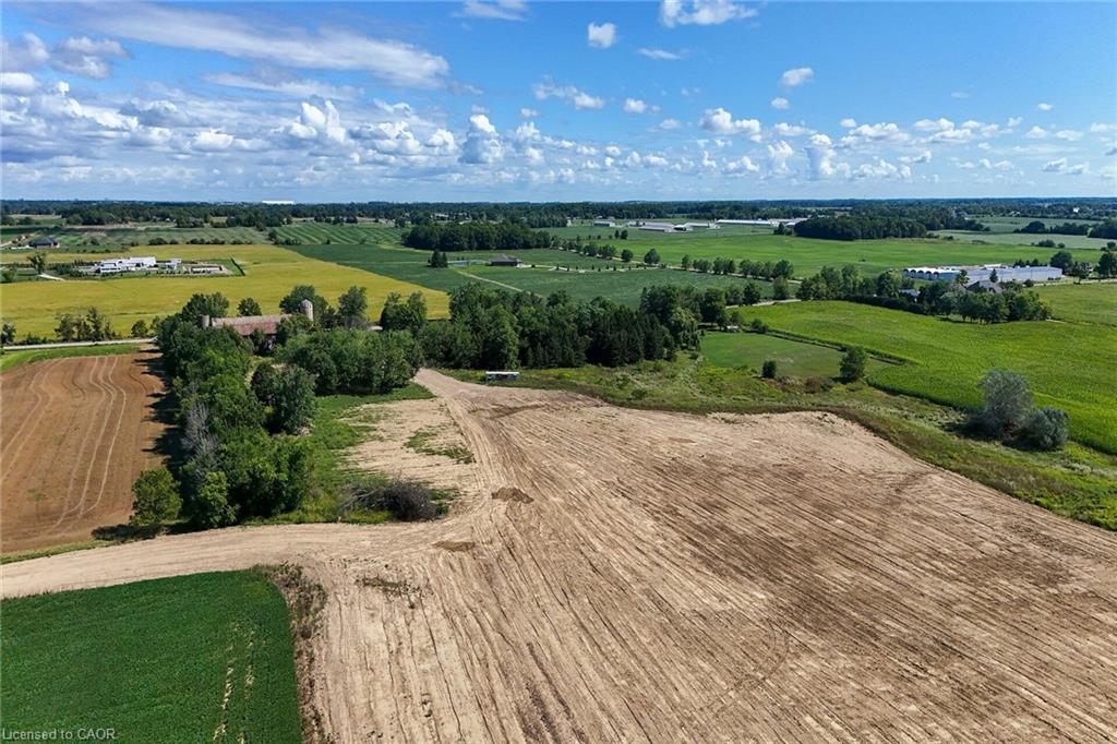 6109 Chippewa Road E Property Photo 3