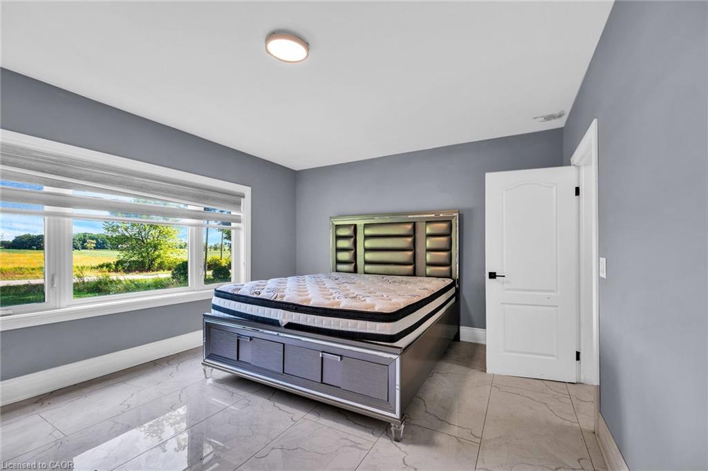 6109 Chippewa Road E Property Photo 20