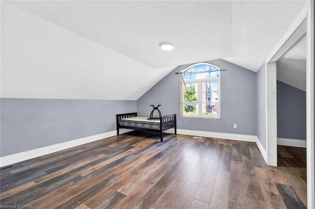 6109 Chippewa Road E Property Photo 22