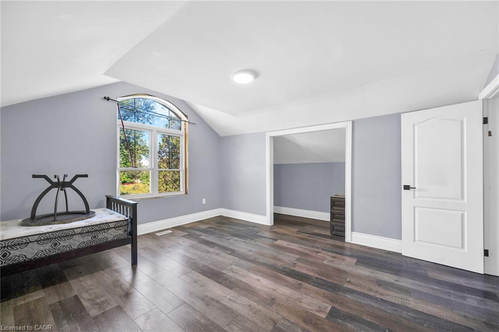 6109 Chippewa Road E Property Photo 23