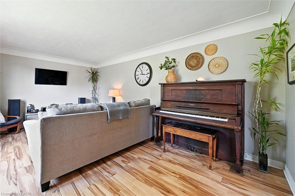 8554 Haldibrook Road Property Photo 7