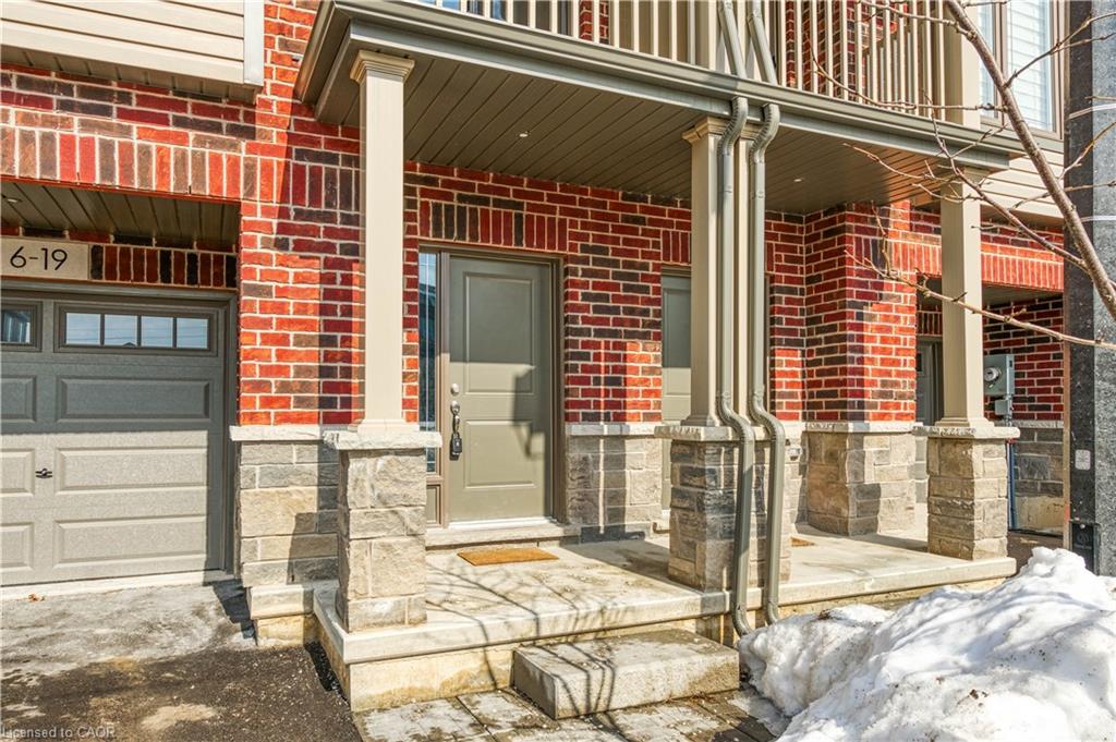 6-19 Picardy Drive Property Photo 5