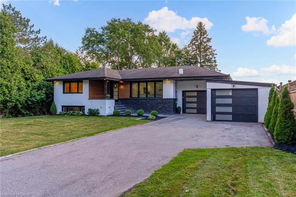 6461 Dickenson Road E Property Photo 1