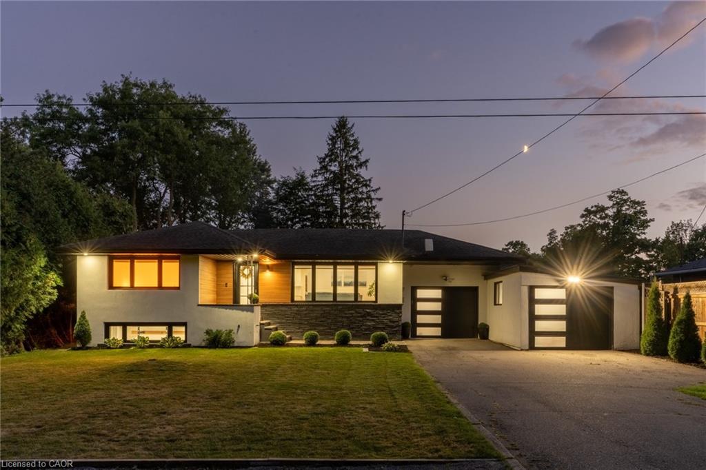 6461 Dickenson Road E Property Photo 2