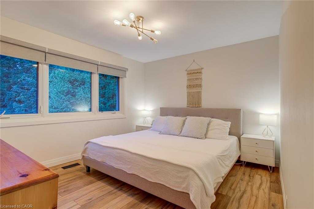 6461 Dickenson Road E Property Photo 15