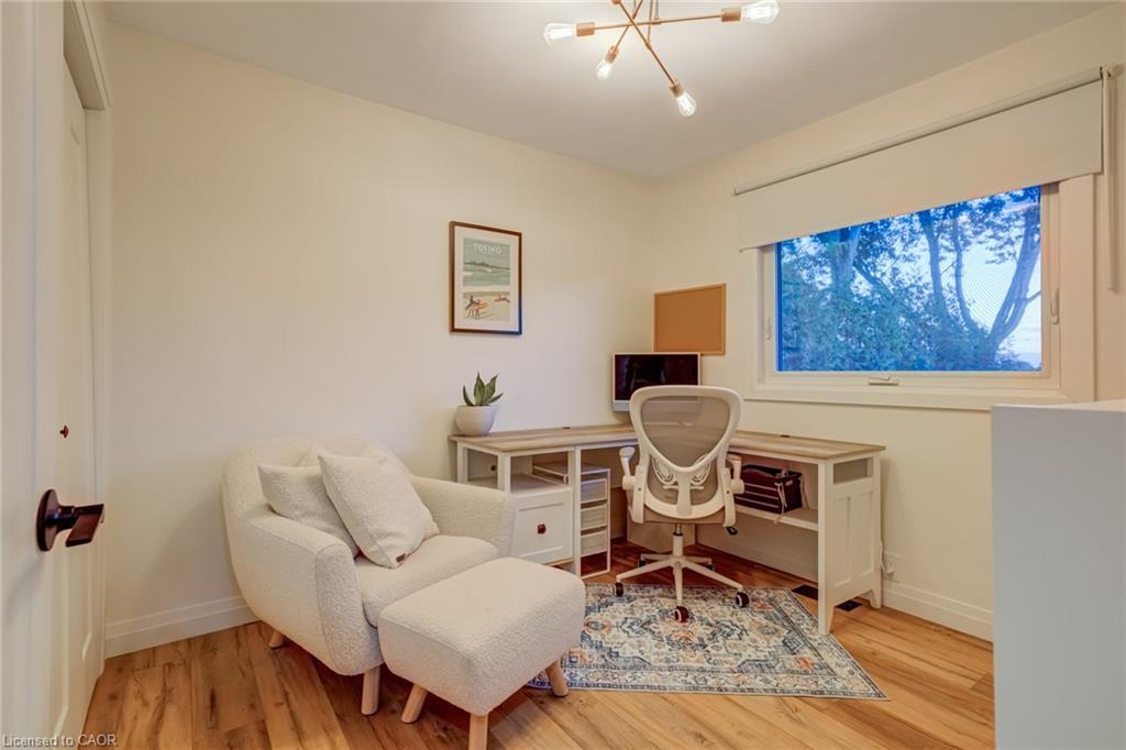 6461 Dickenson Road E Property Photo 17