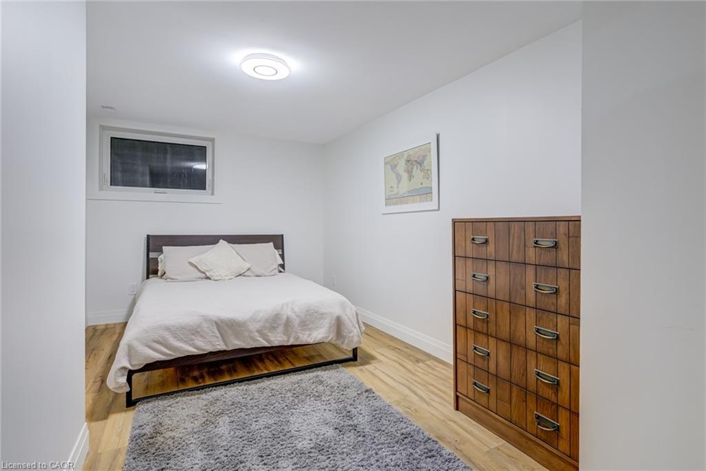 6461 Dickenson Road E Property Photo 27