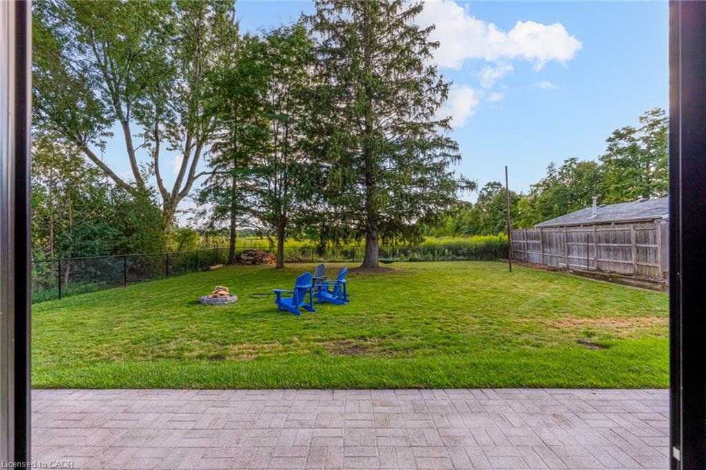 6461 Dickenson Road E Property Photo 41