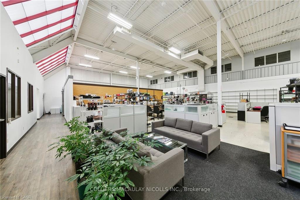 2-2 Masonry Court Property Photo 4