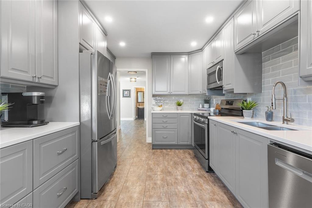 3799 Laurenclaire Drive Property Photo 18