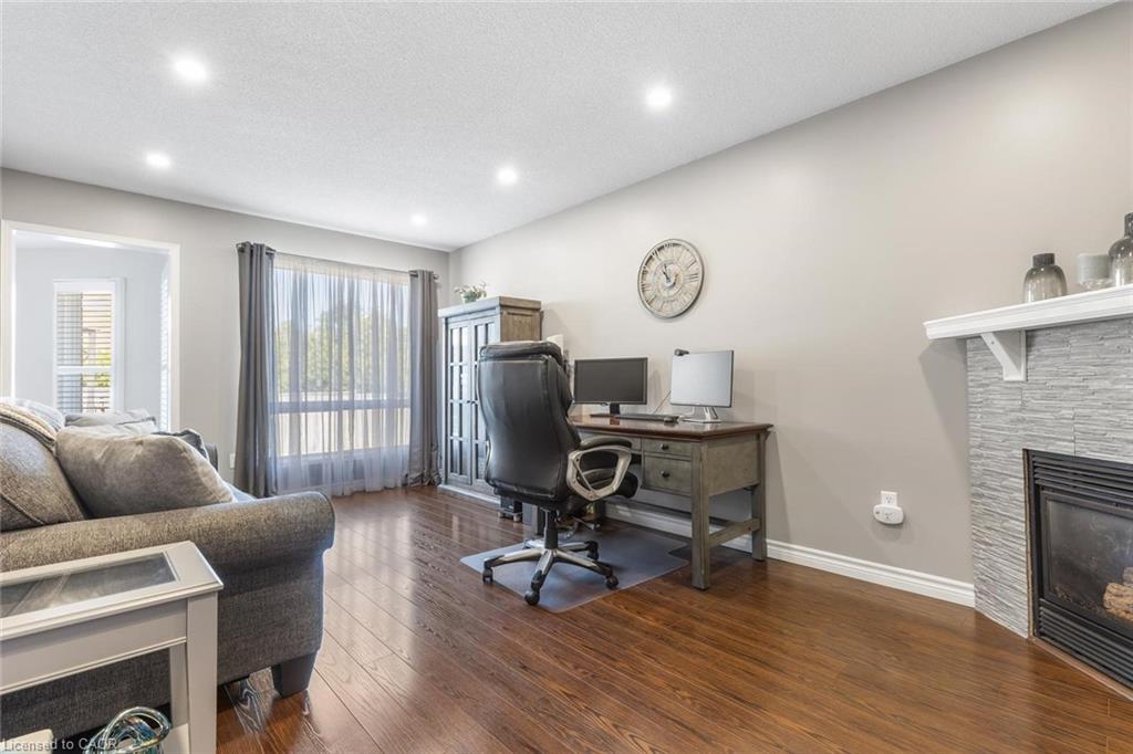 3799 Laurenclaire Drive Property Photo 21