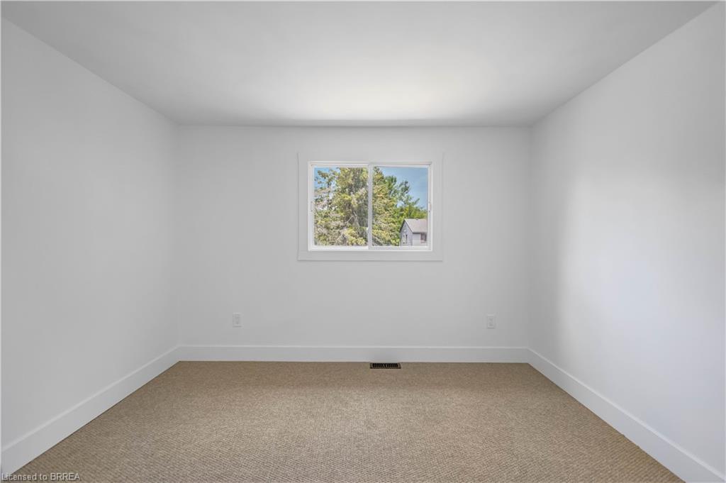 20b-34 Oakhill Drive Property Photo 19