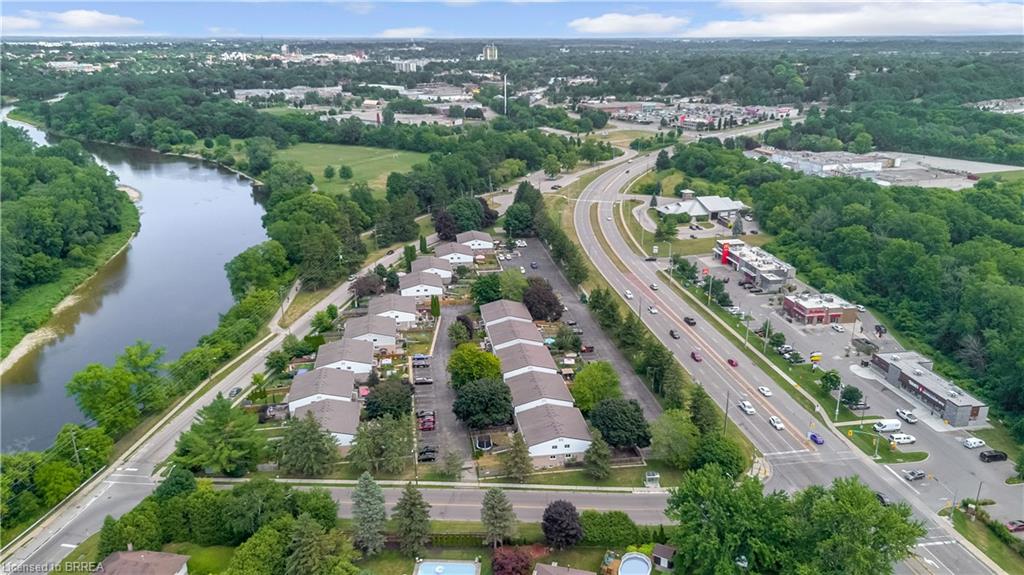 20b-34 Oakhill Drive Property Photo 38