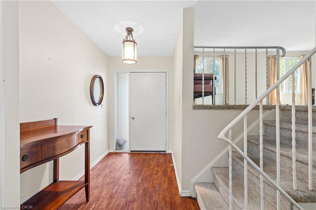 1245 Lakeview Drive Property Photo 4