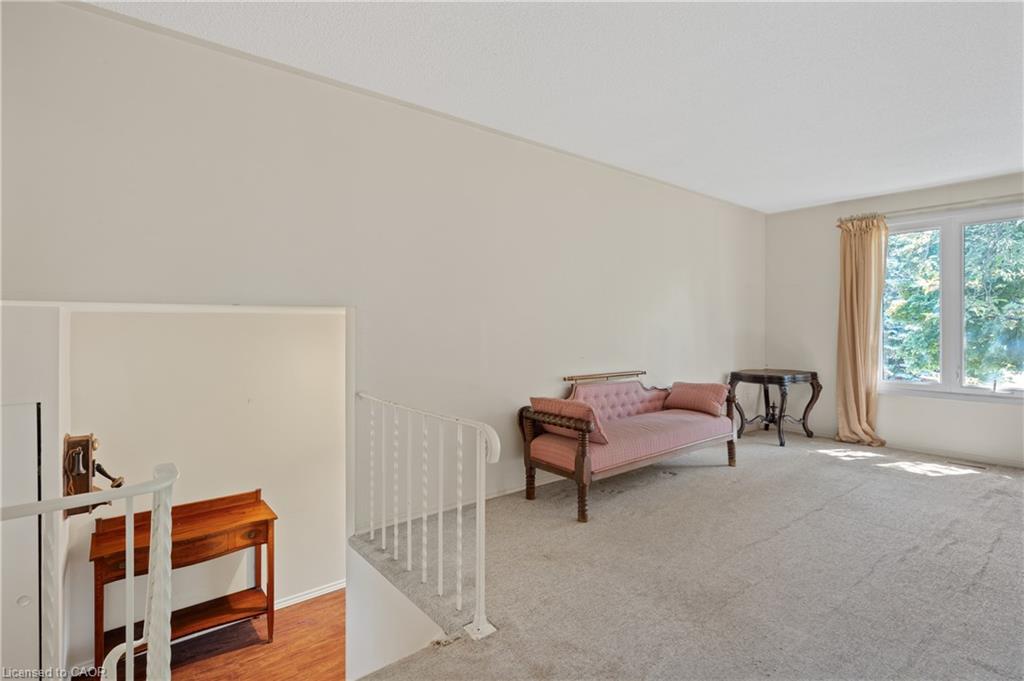 1245 Lakeview Drive Property Photo 5