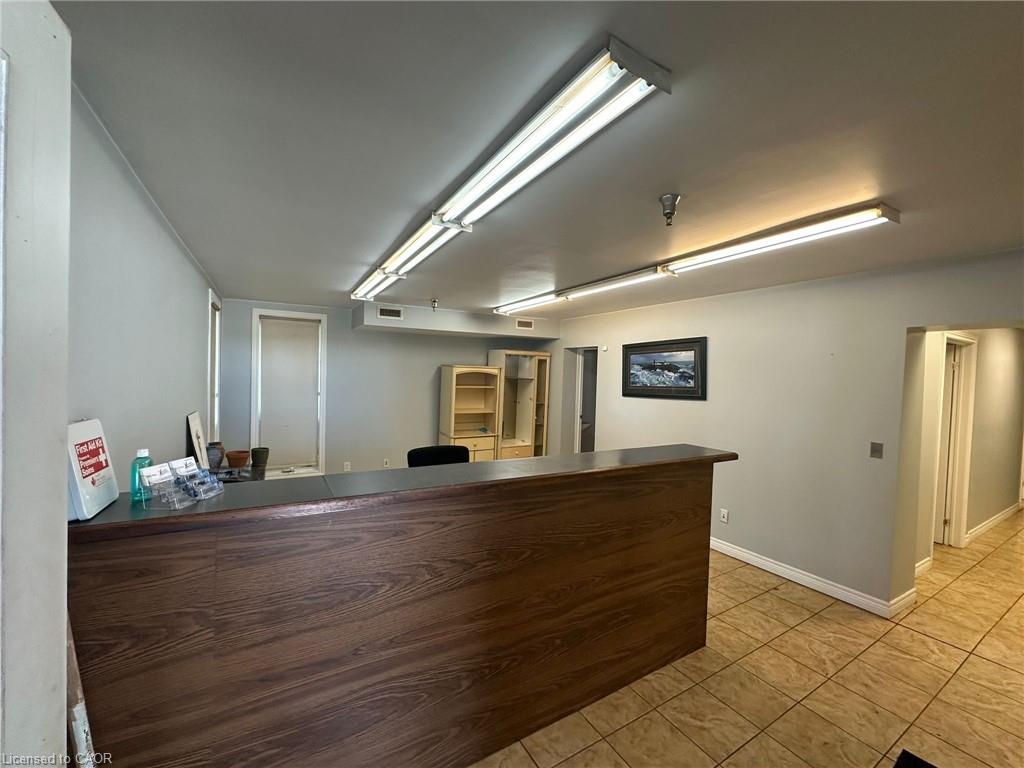 2-192 Mary Street Property Photo 16