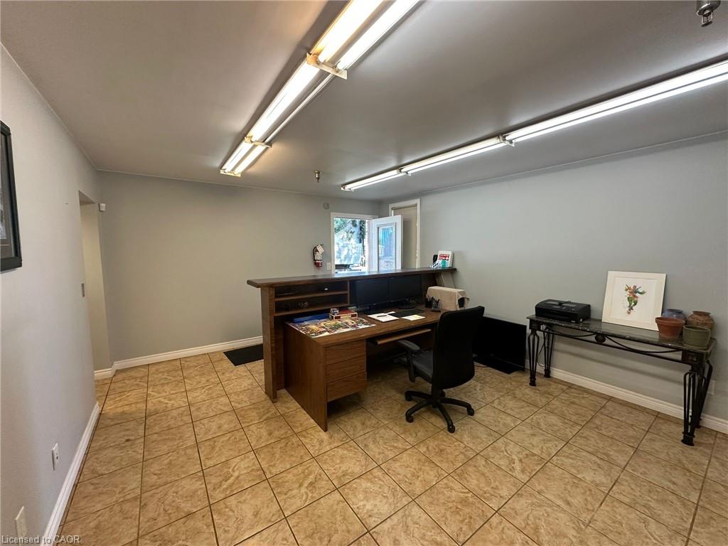 2-192 Mary Street Property Photo 17