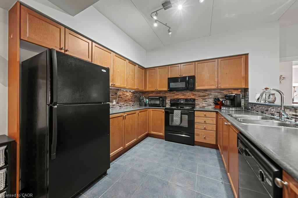 315-308 Watson Parkway N Property Photo 12