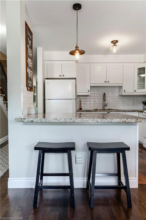 37-10 Cadham Boulevard Property Photo 9