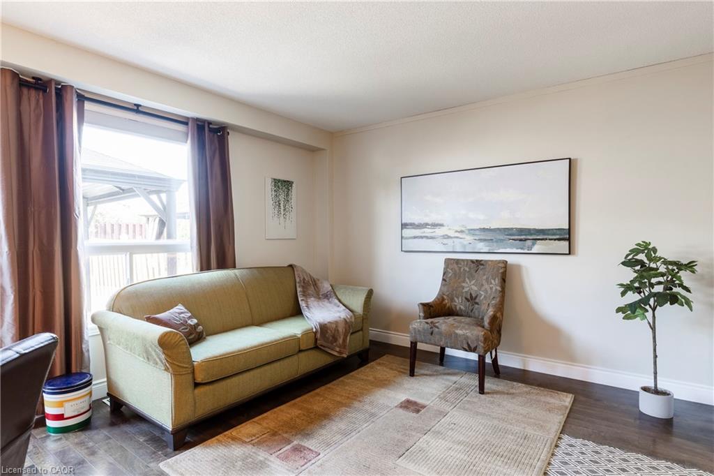 37-10 Cadham Boulevard Property Photo 17