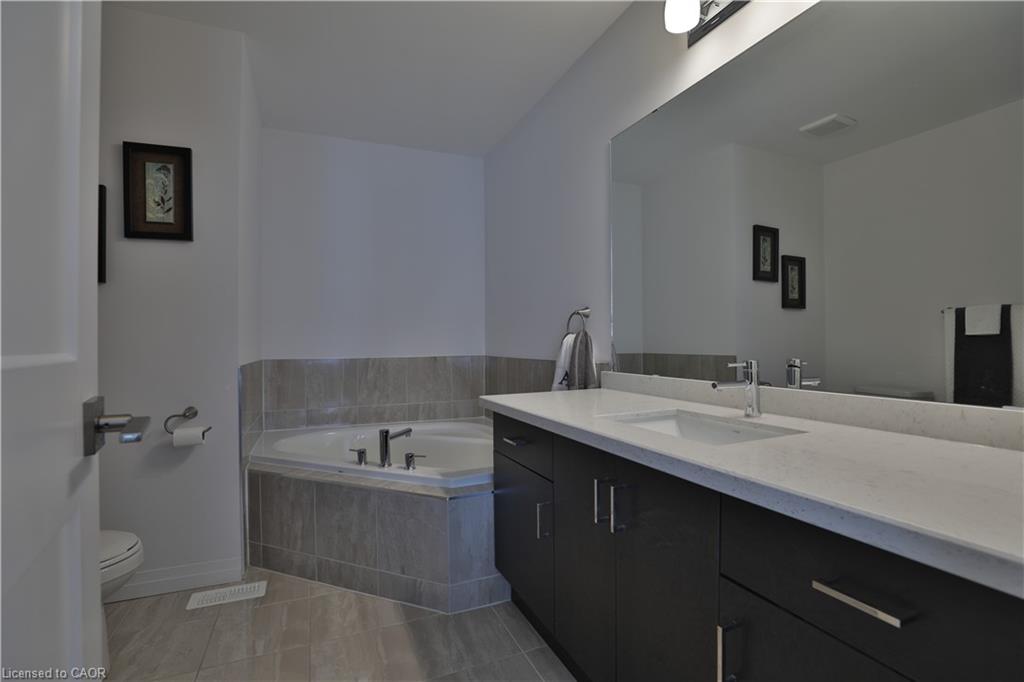 94 Soho Street Property Photo 24