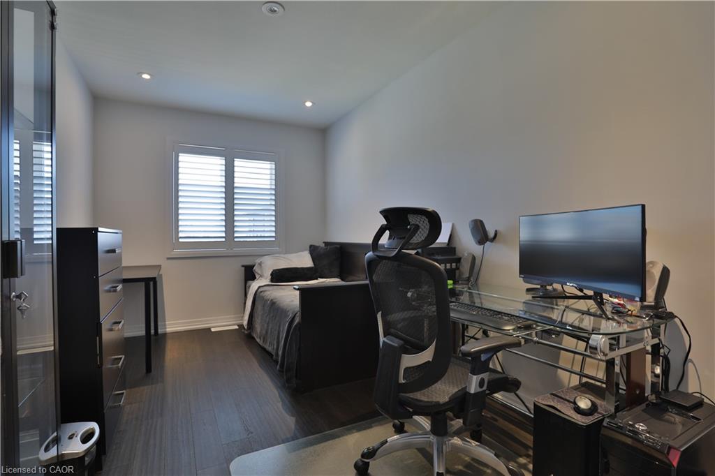 94 Soho Street Property Photo 26