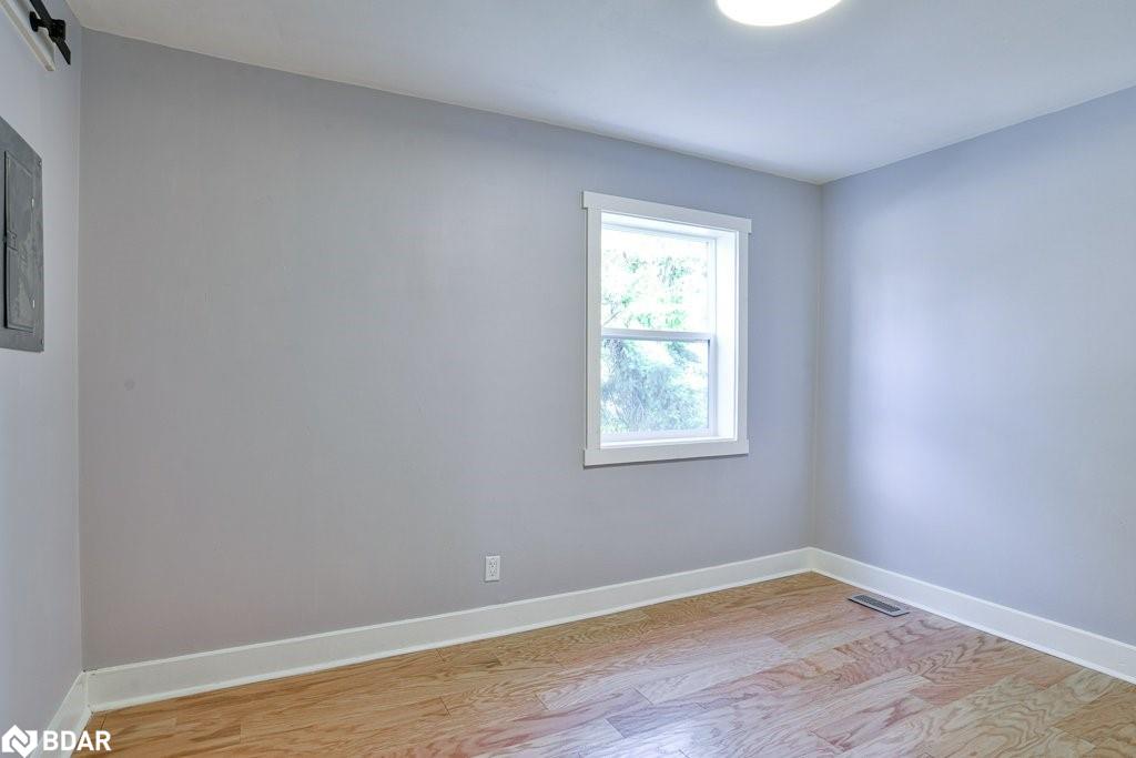 299 Mary Street Property Photo 11