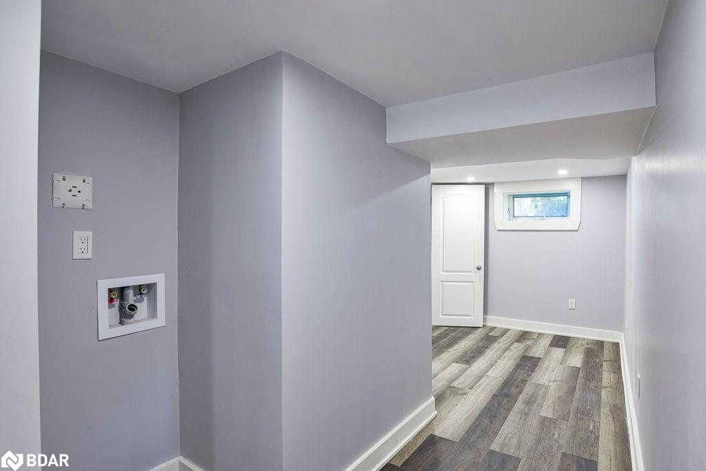 299 Mary Street Property Photo 29